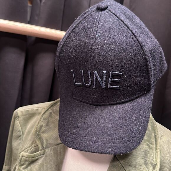 LUNE Davey Wool Logo Baseball Cap Dark Navy Blue New main image 7